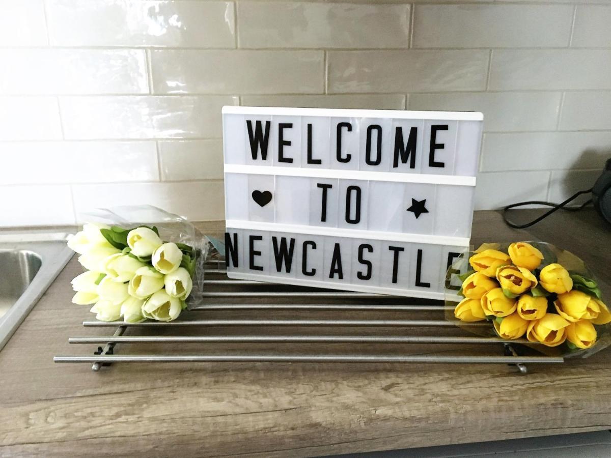 Patio Bliss! Appartement Newcastle  Buitenkant foto